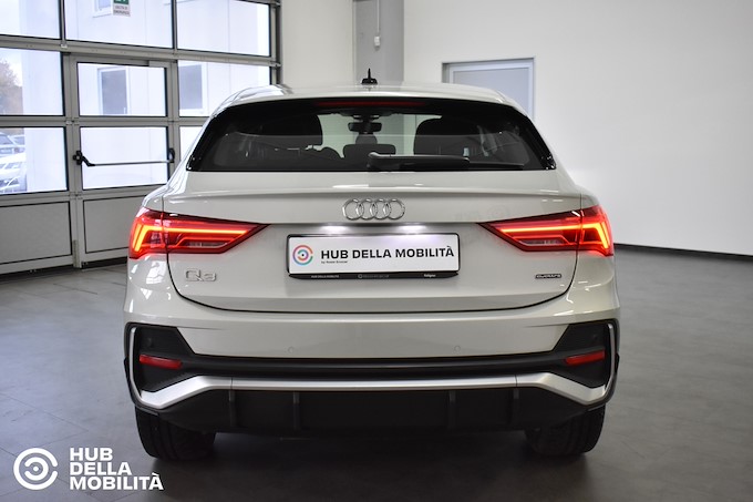 AUDI Q3 SPB 40 TDI quattro S tronic S line edition